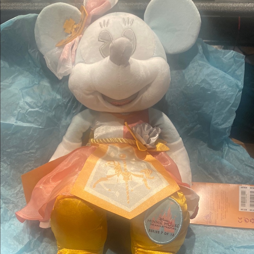 Disney Minnie Mouse Plush in Pink and Gold Outfit / The Main Attraction